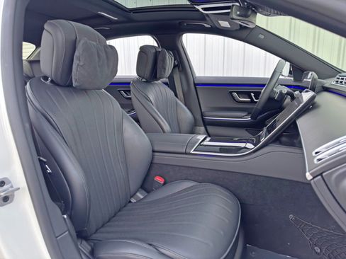 Used 2023 Mercedes-Benz S 500 4MATIC w/ AMG Line image 42