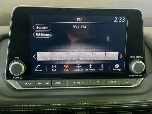 Used 2023 Nissan Rogue SV FWD image 21