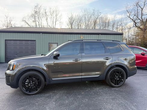 Used 2023 Kia Telluride SX Prestige X-Line image 3