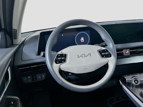 Used 2023 Kia EV6 Wind RWD image 18