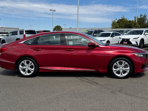 Used 2022 Honda Accord EX-L image 6