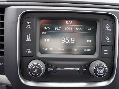 Used 2018 RAM 2500 Tradesman w/ Chrome Appearance Group image 23