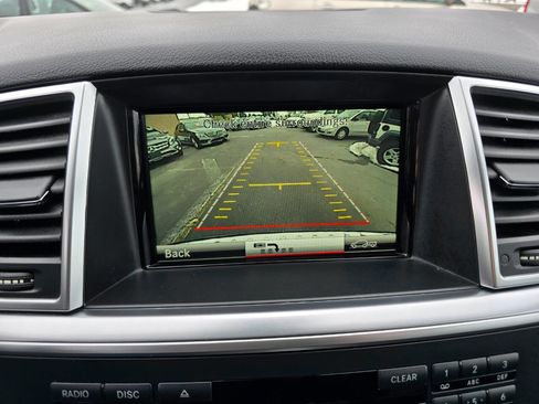 Used 2015 Mercedes-Benz ML 250 BlueTEC 4MATIC image 20