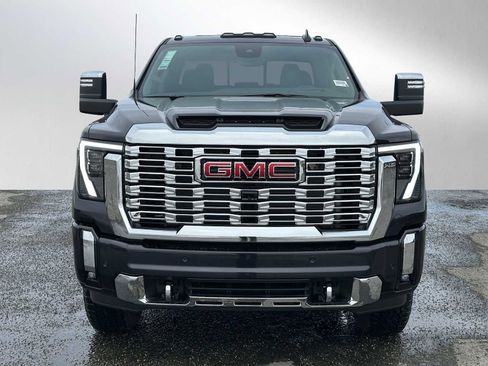New 2026 GMC Sierra 2500 Denali w/ Technology Package AWD/4WD image 8