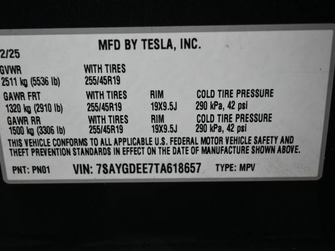 Used 2026 Tesla Model Y Long Range AWD/4WD image 8