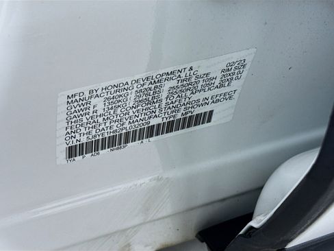 Used 2023 Acura MDX SH-AWD w/ Advance Package image 32