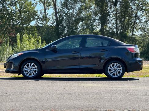 Used 2013 MAZDA MAZDA3 i Grand Touring FWD image 4