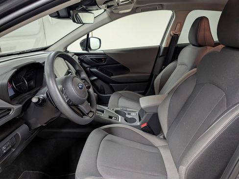 Certified 2025 Subaru Crosstrek 2.0i Premium image 3