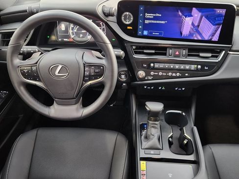 Certified 2025 Lexus ES 350 w/ Premium Package FWD image 27