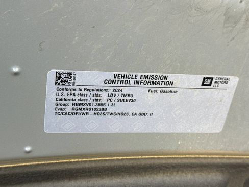 Used 2024 Chevrolet TrailBlazer RS FWD image 37