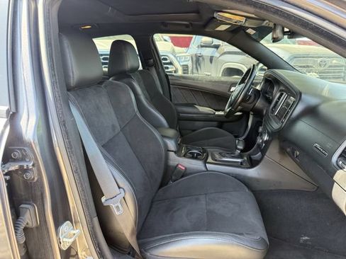 Used 2023 Dodge Charger R/T w/ Plus Group RWD image 31