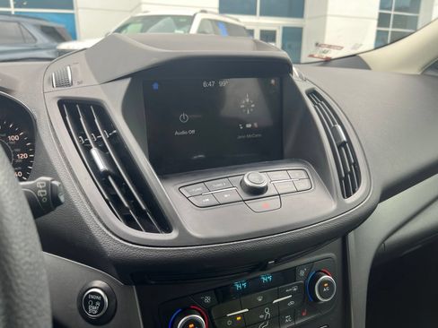 Used 2019 Ford Escape SE FWD image 6