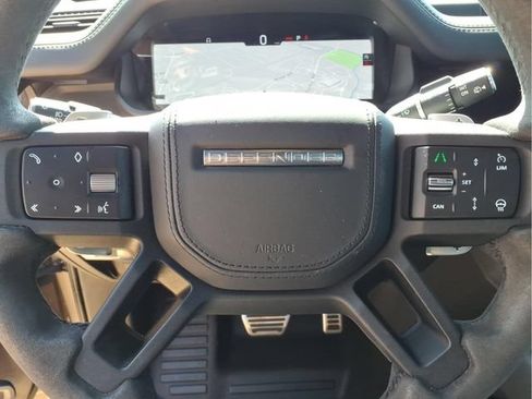 Used 2023 Land Rover Defender 110 AWD/4WD image 12