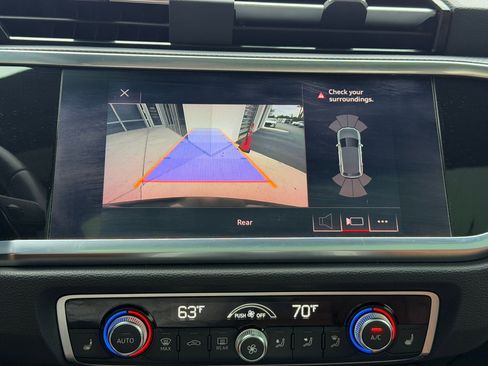 Used 2021 Audi Q3 2.0T Premium w/ Convenience Package image 27