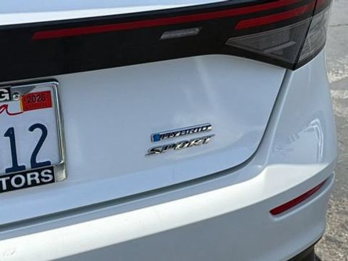 Used 2023 Honda Accord Sport image 11