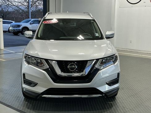 Used 2020 Nissan Rogue SV image 28