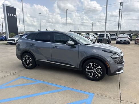 Certified 2025 Kia Sportage EX FWD image 12
