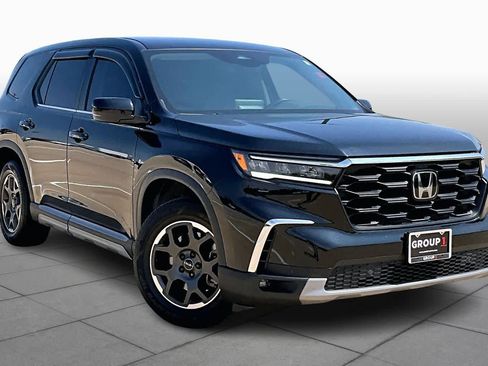 Used 2024 Honda Pilot EX-L image 3