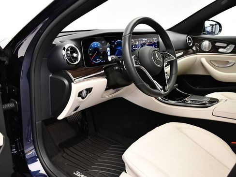 Used 2023 Mercedes-Benz E 450 4MATIC Sedan image 41