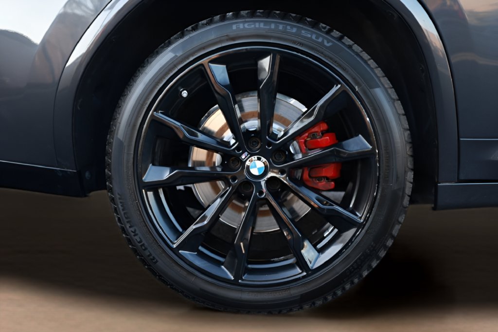 Used 2023 BMW X4 M40i w/ Premium Package AWD/4WD image 29