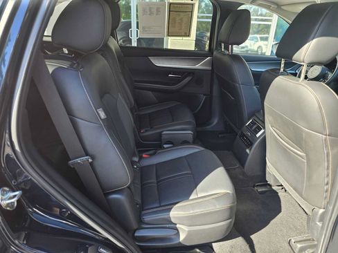 Used 2024 MAZDA CX-90 Plug-In Hybrid w/ Preferred AWD/4WD image 12
