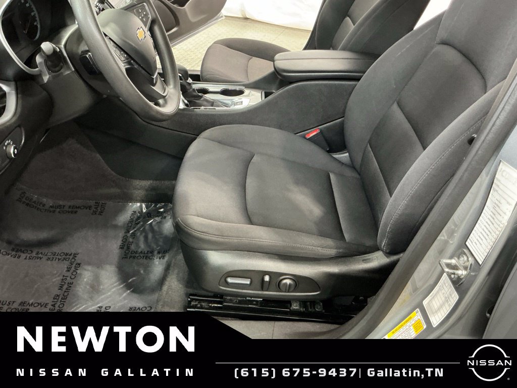 Used 2023 Chevrolet Malibu LT FWD image 11