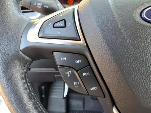 Used 2023 Ford Edge SEL w/ Convenience Package AWD/4WD image 16