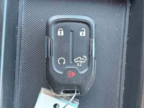 Used 2023 GMC Sierra 2500 SLE w/ SLE Value Package; image 10