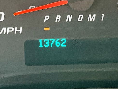 Used 2024 Chevrolet Express 2500 w/ Driver Convenience Package image 12