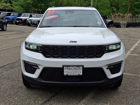 Certified 2023 Jeep Grand Cherokee Limited w/ Black Appearance Package AWD/4WD image 2