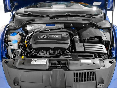 Used 2014 Volkswagen Beetle GSR image 46