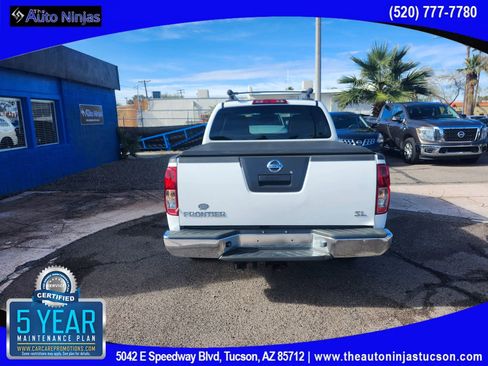 Used 2012 Nissan Frontier SL image 12