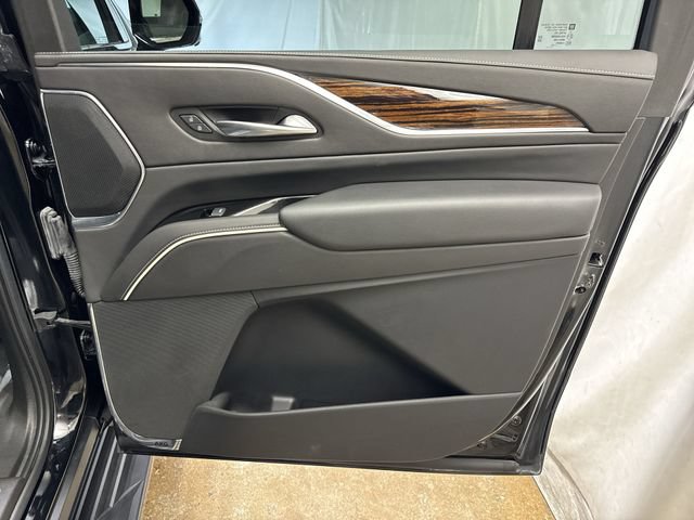 Certified 2021 Cadillac Escalade ESV Premium Luxury AWD/4WD image 34