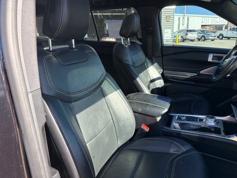 Used 2020 Ford Explorer ST w/ ST Street Pack image 9