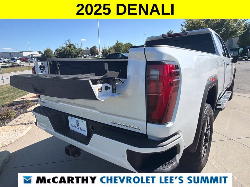 Used 2025 GMC Sierra 3500 Denali AWD/4WD image 15