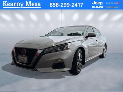 Used 2022 Nissan Altima 2.5 SV w/ SV Premium Package