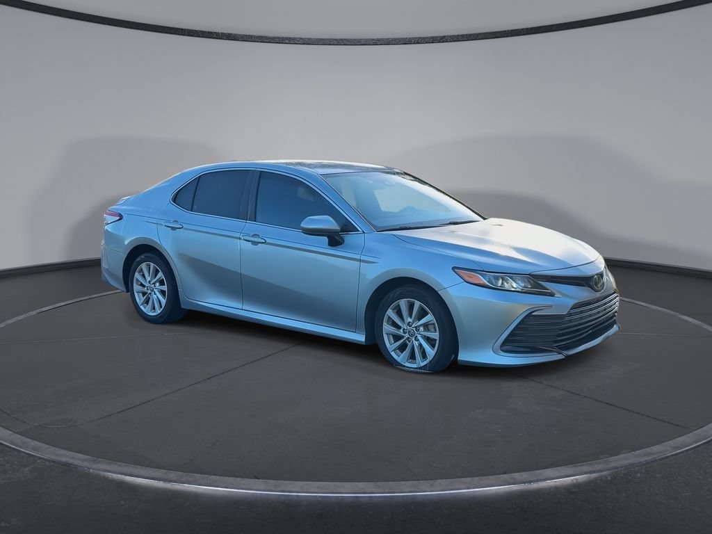 Used 2024 Toyota Camry LE FWD image 2