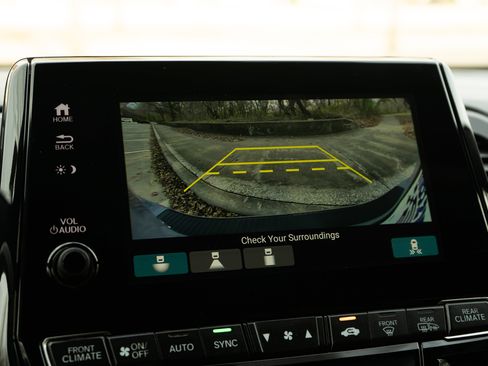 Certified 2023 Honda Odyssey Sport image 31