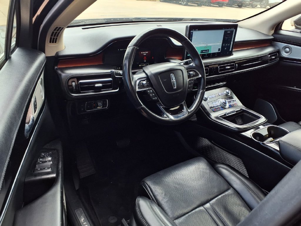 Used 2021 Lincoln Nautilus Reserve w/ Equipment Group 202A AWD/4WD image 5
