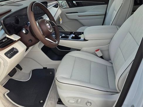 New 2026 Buick Enclave Avenir w/ Super Cruise Package AWD/4WD image 10