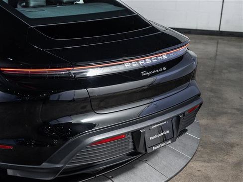 Certified 2025 Porsche Taycan 4S image 31