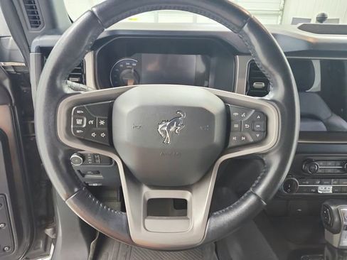 Used 2022 Ford Bronco Outer Banks image 21