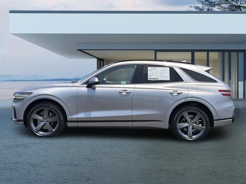 Used 2023 Genesis GV70 3.5T Sport w/ Sport Prestige Package AWD/4WD image 8