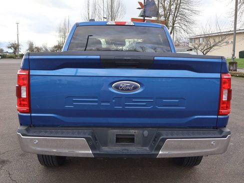 Used 2023 Ford F150 XLT image 5