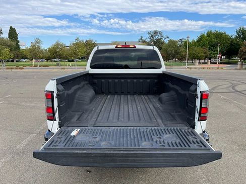Used 2024 Nissan Frontier S w/ S Utility Package image 22