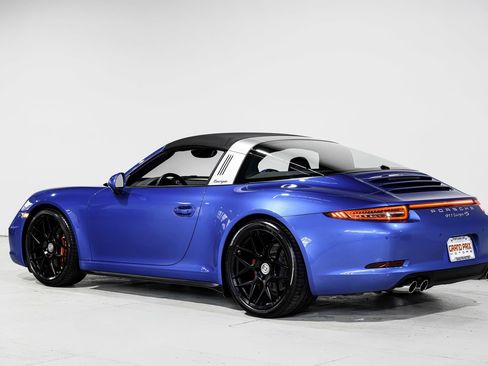 Used 2016 Porsche 911 Targa 4S AWD/4WD image 8