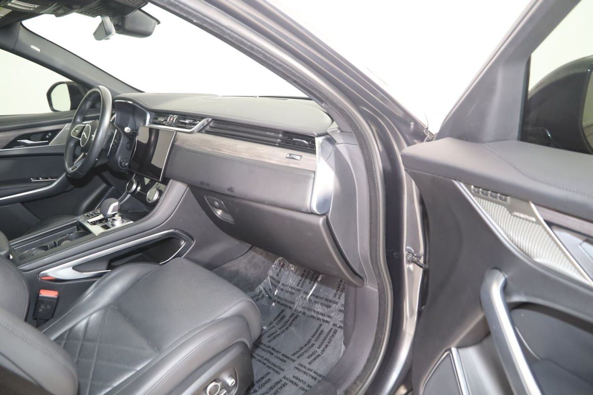 Used 2023 Jaguar F-PACE S AWD/4WD image 39