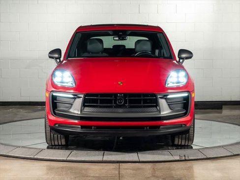 Used 2025 Porsche Macan Turbo AWD/4WD image 8