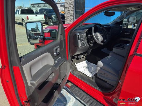 Used 2016 Chevrolet Silverado 1500 LT w/ Max Trailering Package AWD/4WD image 15