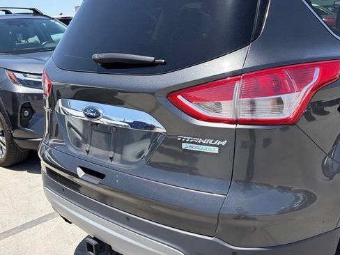 Used 2016 Ford Escape Titanium w/ Equipment Group 301A FWD image 4